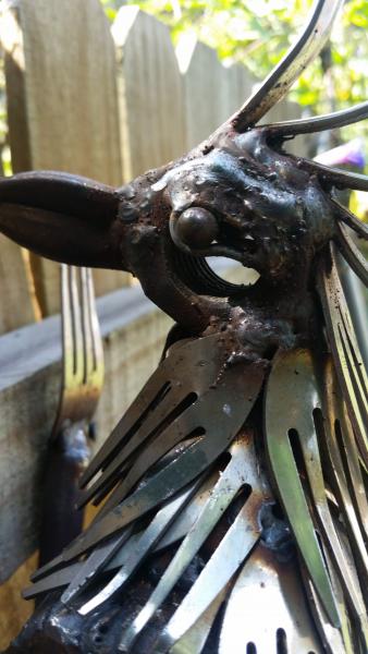 Scrap Metal  Woodpecker Sculpture - Pileated woodpecker picture