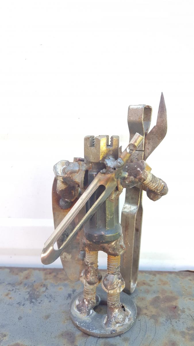 Knight / Warrior Garden Guard Metal Knight Sculpture # 17 picture