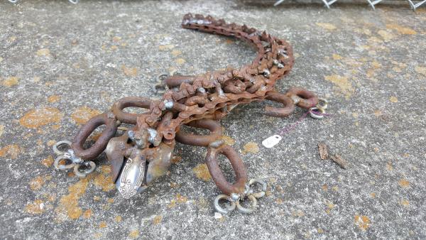 Scrap Metal Lizard sculpture picture