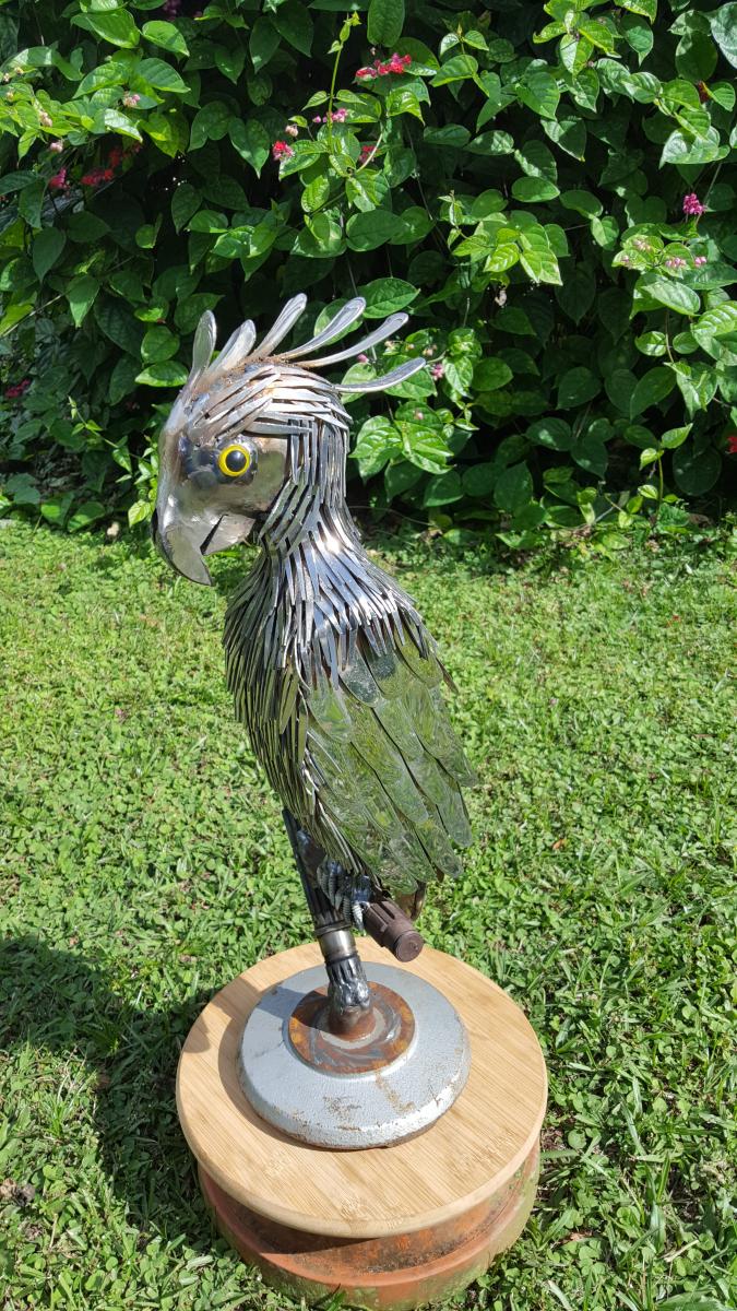 Parrot Sculpture picture