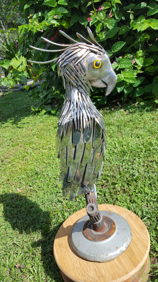 Parrot Sculpture picture