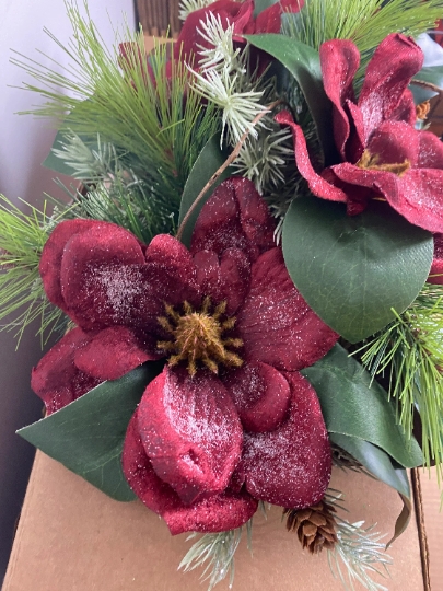 Poinsettia Center Piece picture
