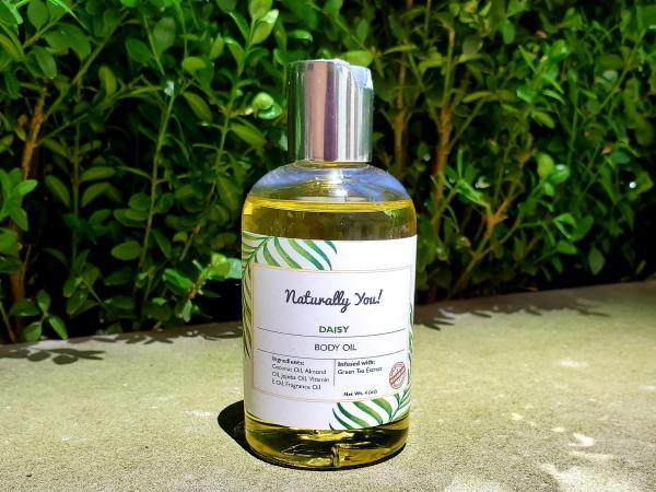 Daisy Body Oil picture