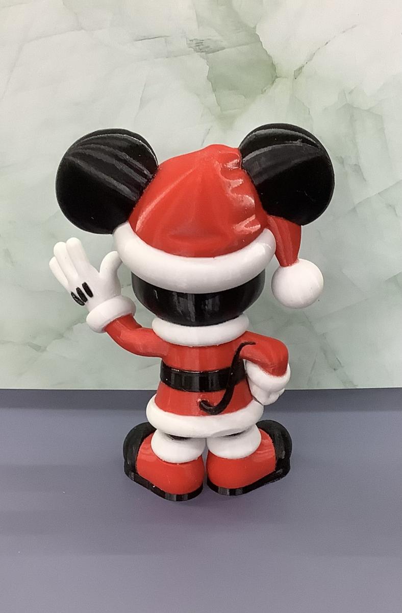 Mickey Holiday Decor picture