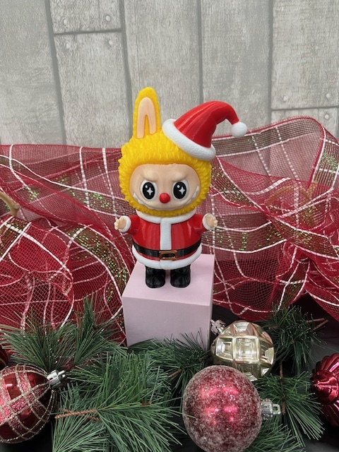 Christmas Labubu picture
