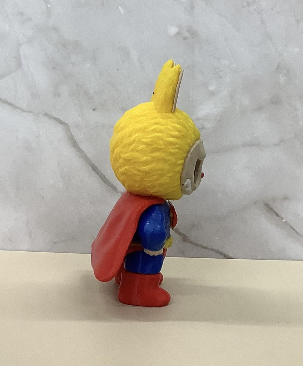 Labubu Superman picture