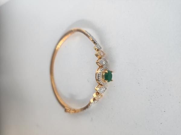 Emerald Green AD Halo Bangle Bracelet &ndash; Gold Tone