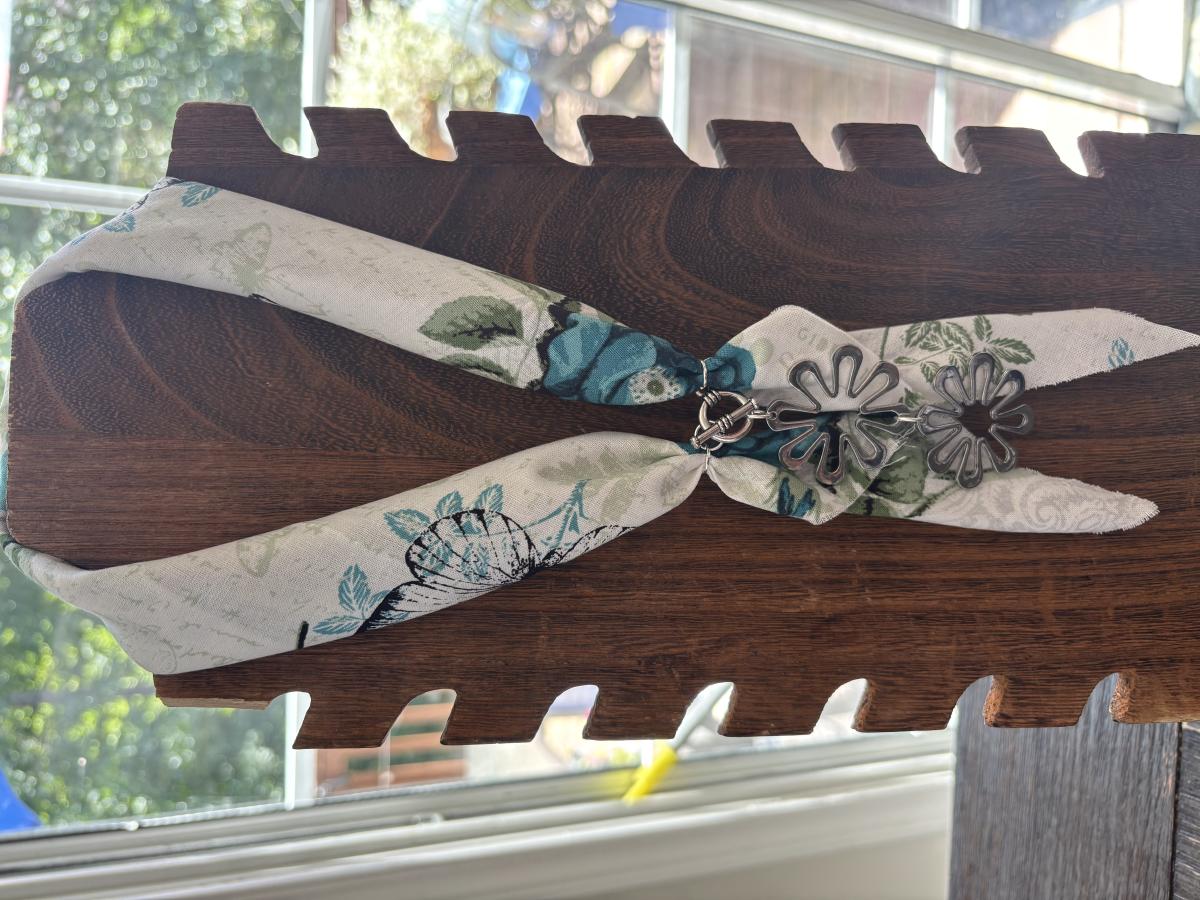 Wildflowers Bandana Necklace picture