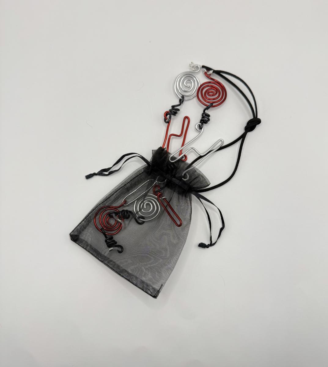 The Ohio State Whimsical Wire Eyeglass Chain picture