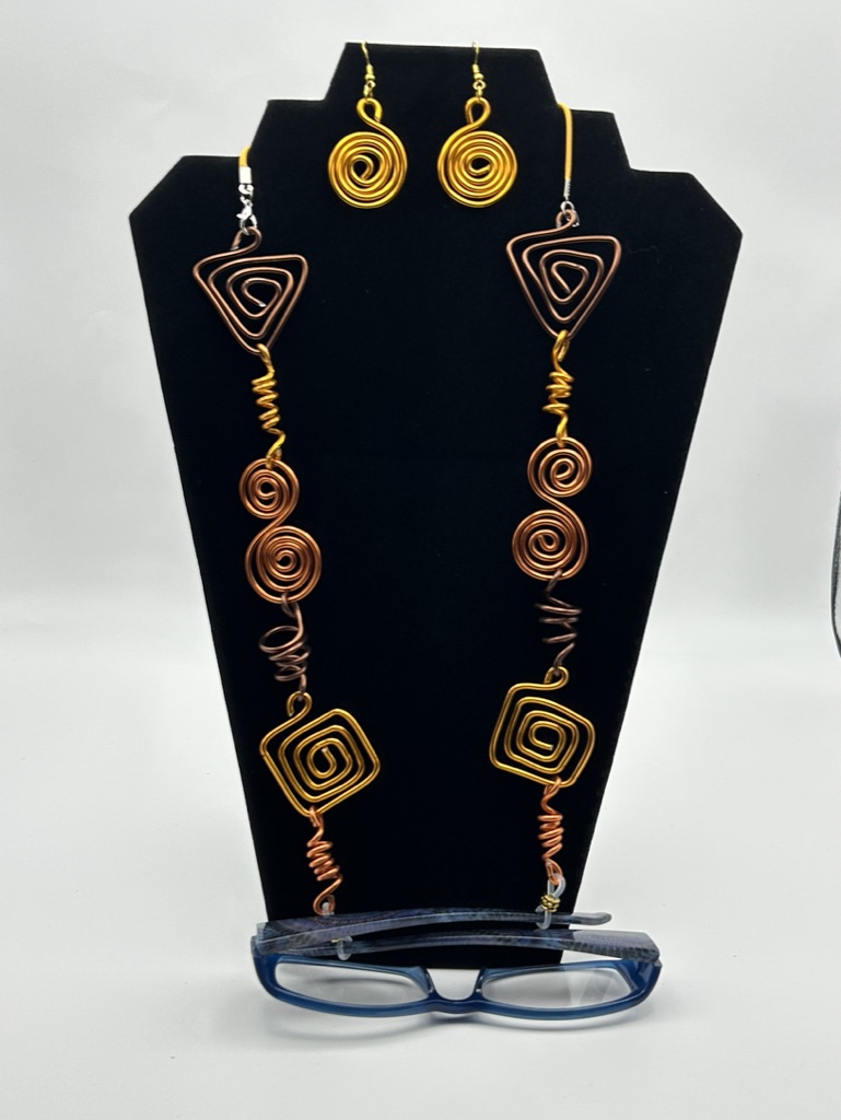 Geometric Eyeglass Chains picture