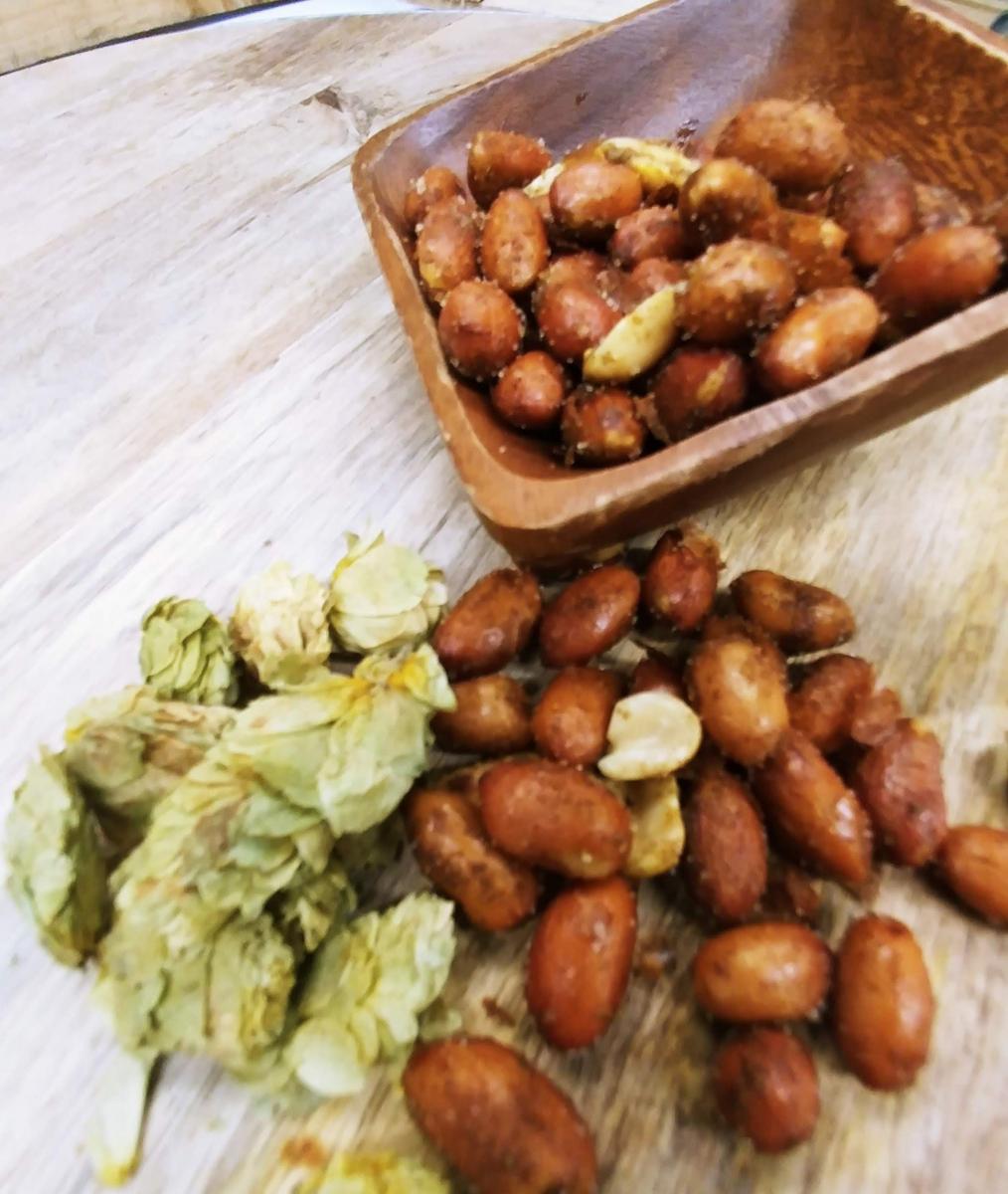 Hatch and Hops Peanuts 4.2 oz Pouch picture