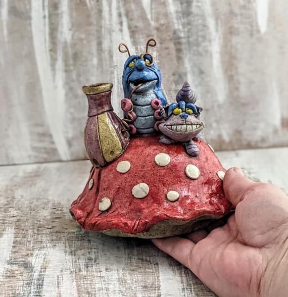 Alice in Wonderland Diffuser Topper picture