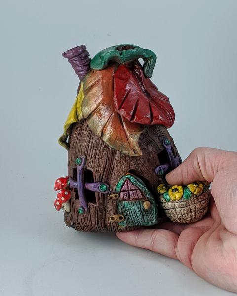 Tree Stump Fairy House picture