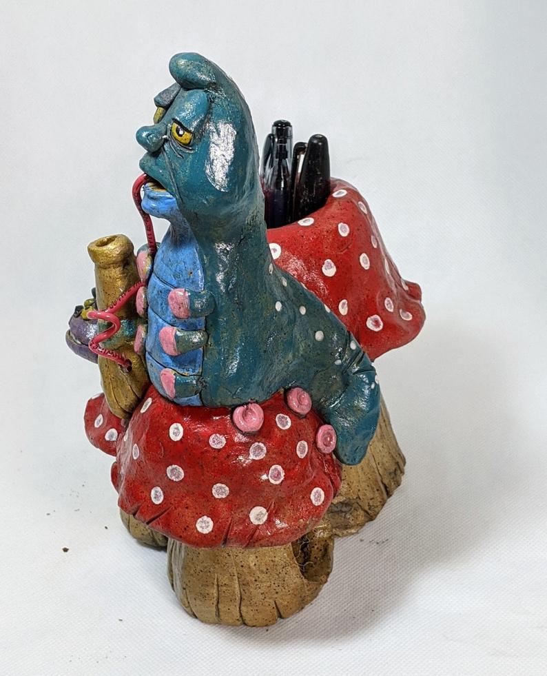 Alice in Wonderland Penholder picture