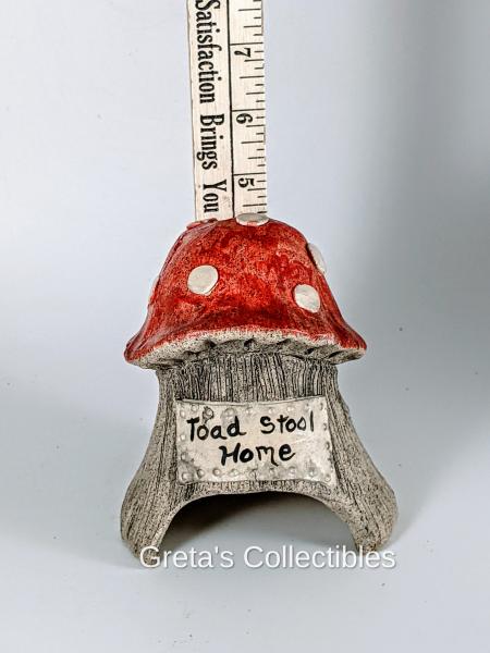 Toad Stool House picture