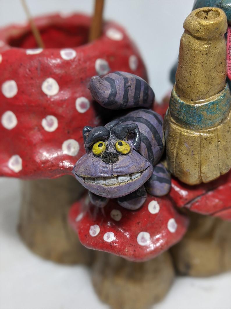 Alice in Wonderland Penholder picture