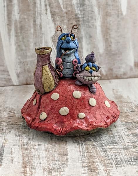 Alice in Wonderland Diffuser Topper picture