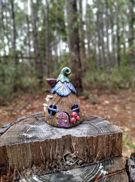 Spring Flower Fairy House picture