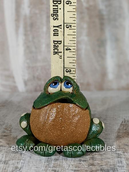 Whimsical Green Frog Incense Burner picture