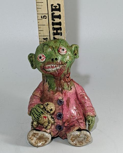 Zombie Girl Incense Burner picture