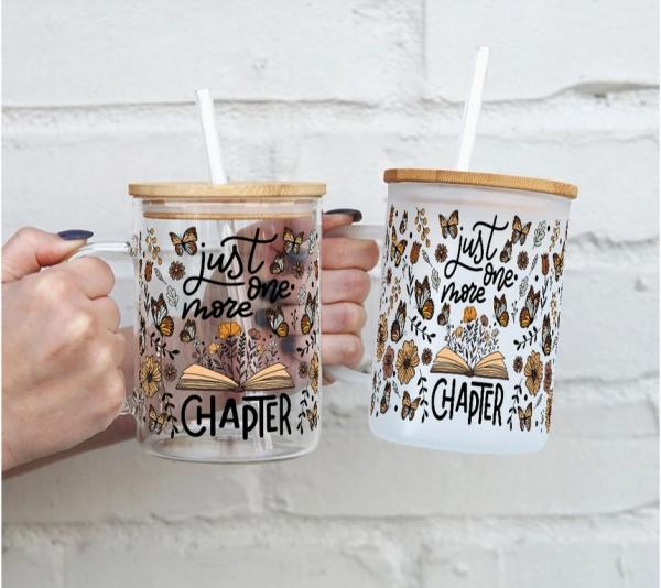 Just One More Chapter Book Lover 17oz Glass Mug with Lid and Straw picture