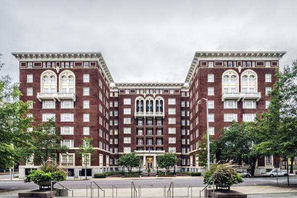 Tutwiler Hotel - 8 1/2 X 11 archival paper picture