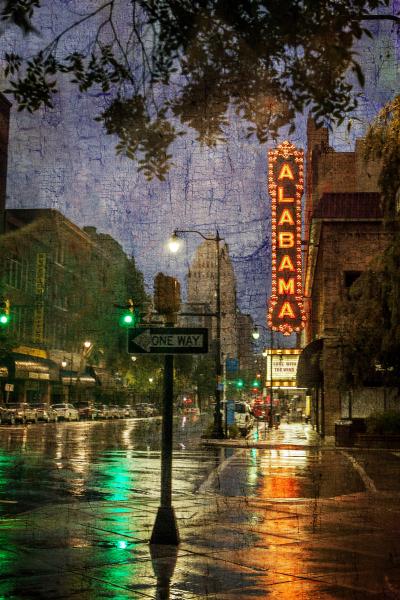 Alabama Theatre, Rainy Night picture