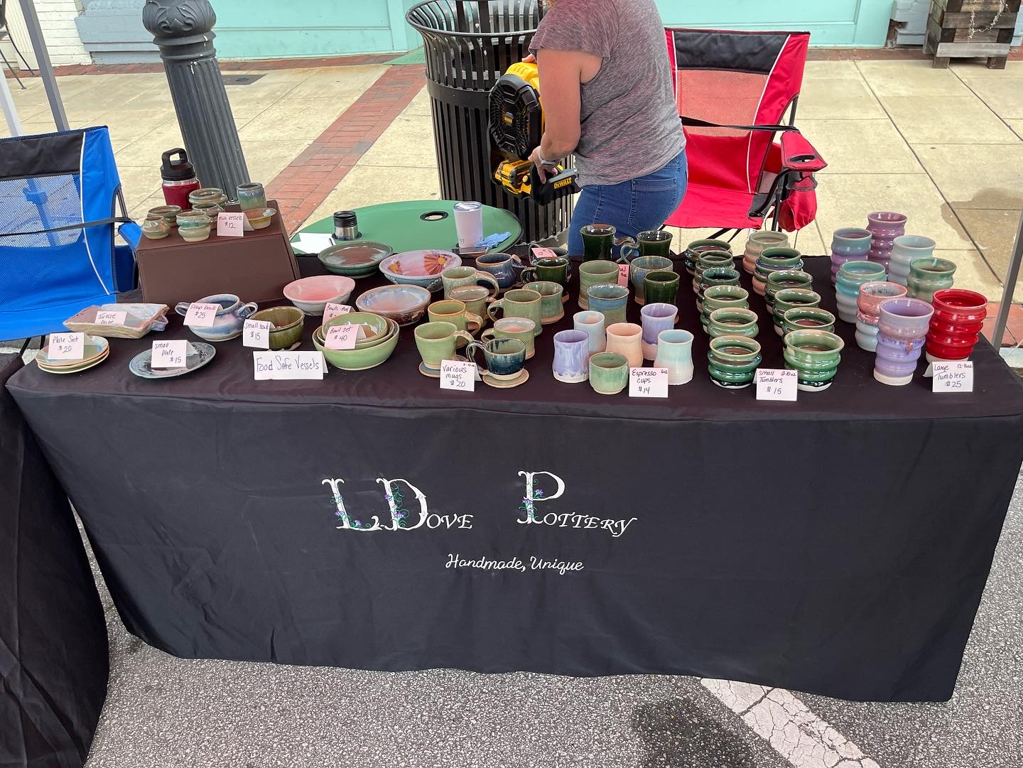 L. Dove Pottery McDonough United States Laura Eventeny