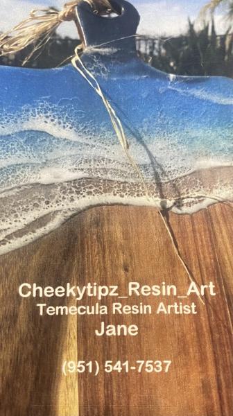 Cheekytipz resin art