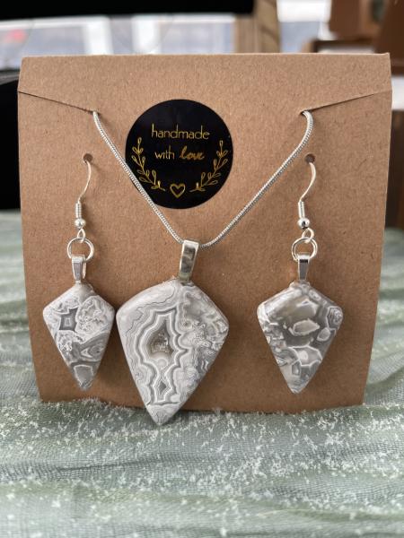 Crazy Lace Agate Necklace and Earring Set