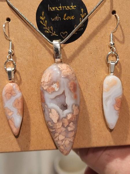 Cotton Candy Agate Necklace and Earring Set