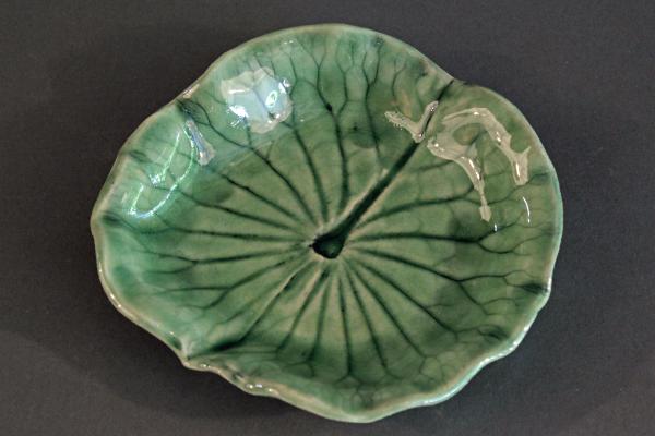 Ceramic Water Lily Bowl
