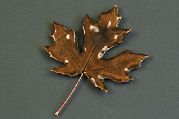 Big Leaf Maple-Ceramic Hanging Leaf