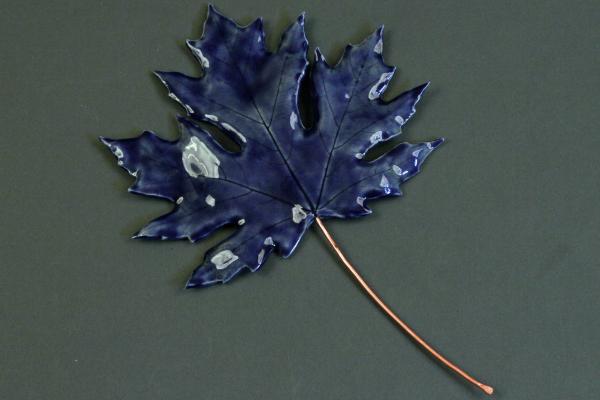 Big Leaf Maple Leaf-Ceramic Hanging Leaf