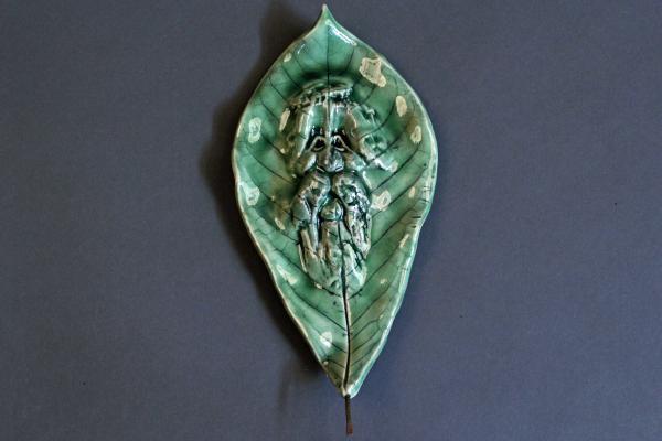 PawPaw Greenman-Hanging Leaf Face