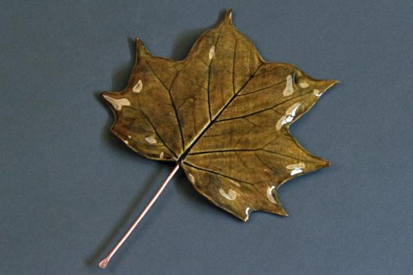 Tulip Leaf-Hanging Ceramic Leaf
