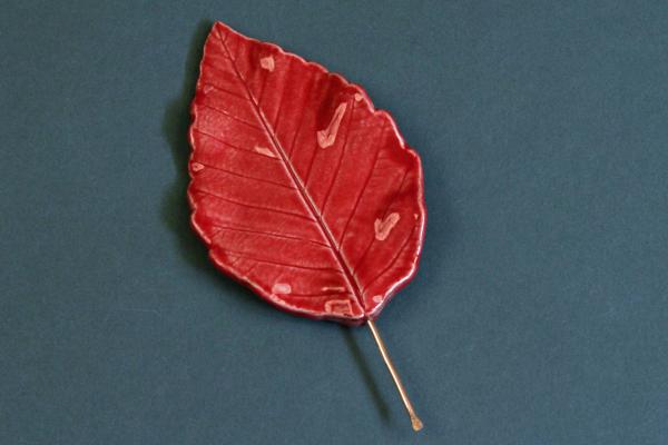Alder Hanging Leaf-Ceramic Leaf