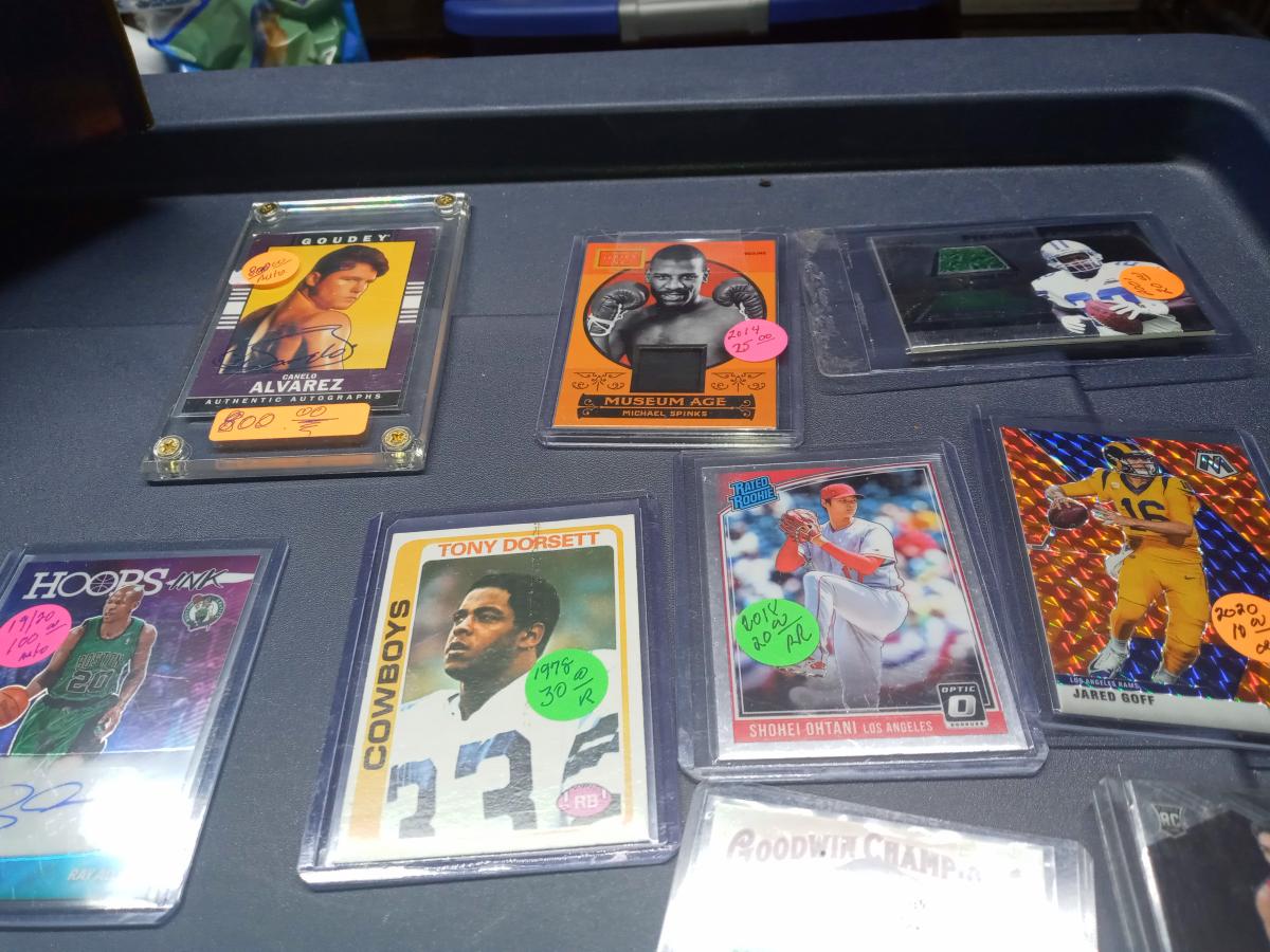 A.U'S COLLECTIBLES AND SPORTS CARDS Laredo Texas United States