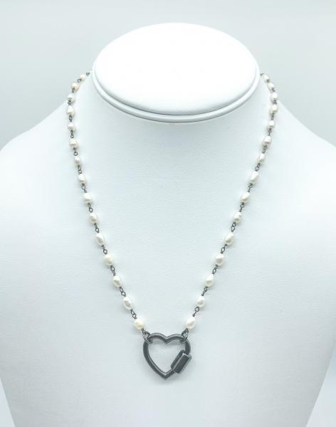 heart-carabiner-lock-with-freshwater-pearls picture