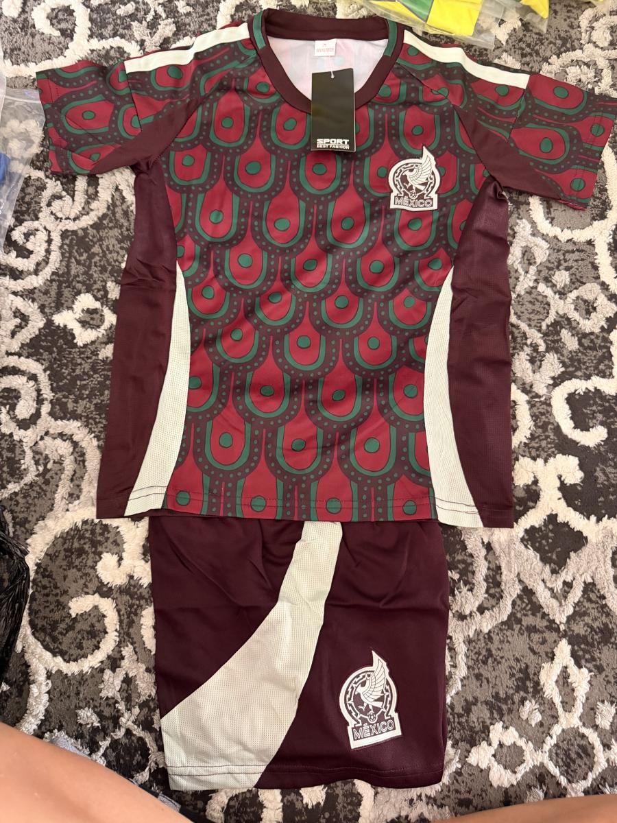 Kids soccer team jerseys and short set picture