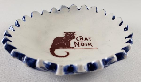 Tiny plate with "Chat Noir" picture