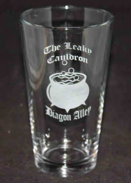 Harry Potter Leaky Cauldron Pint Glass