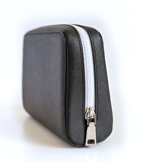 Insulated Clutch Black