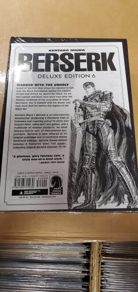 Berserk Deluxe Edition 6 Dark Horse Vol 16-18 picture