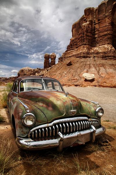 "Buick Eight at Twin Rocks" picture