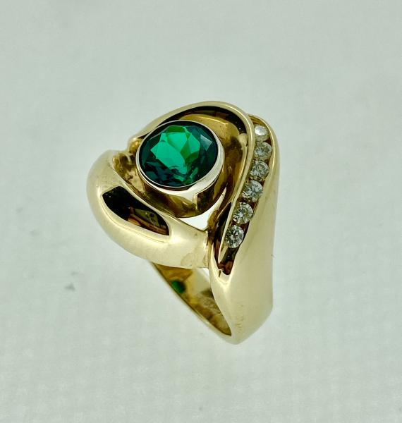 Emerald Diamond Ring picture