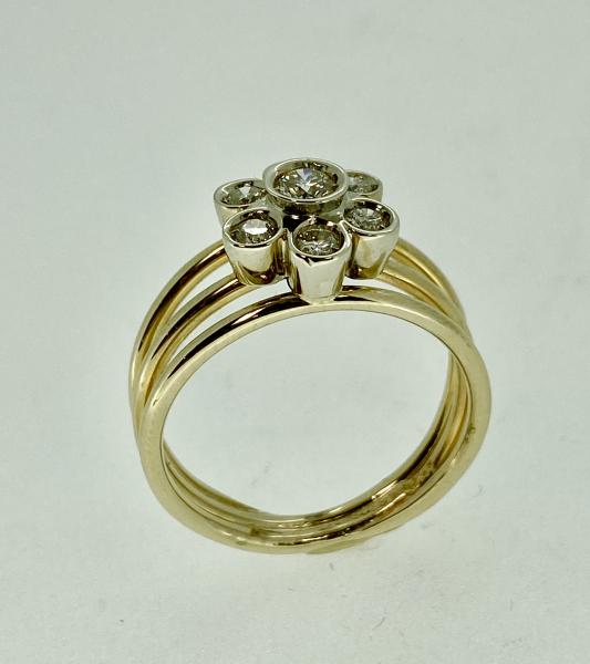 Diamond Cluster Coil Ring picture