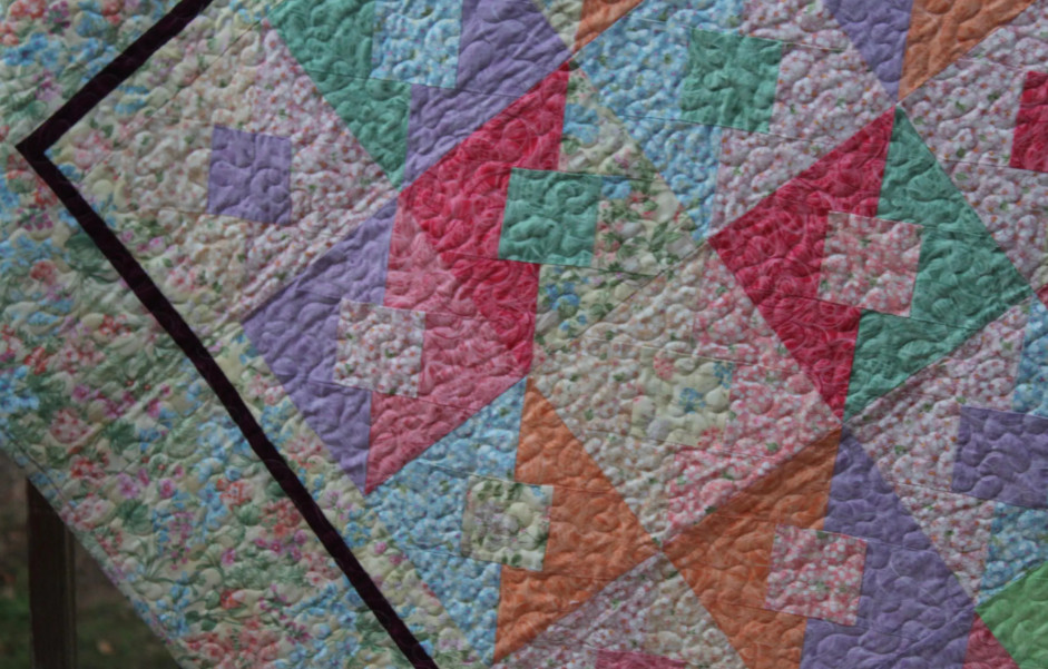 Handmade Pastel Throw Quilt &ndash; Geometric Floral, Spring D&eacute;cor picture