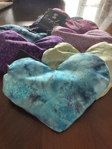 Soothing Heart-Shaped Eye Pillow with Lavender and Eucalyptus for Migraine Relief