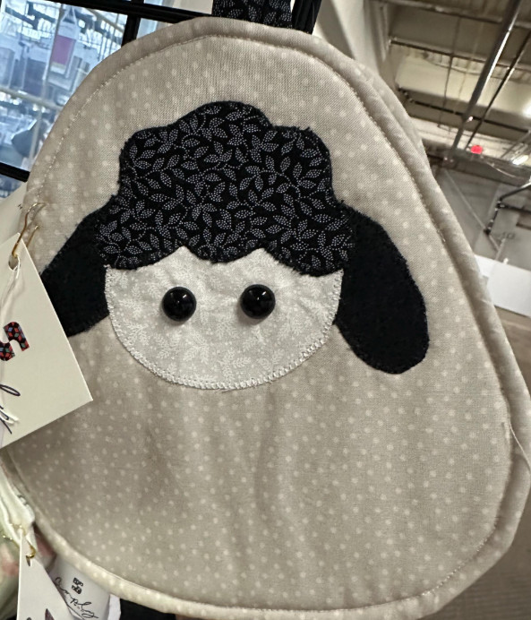 Adorable Handmade Barnyard Animal Kitchen D&eacute;cor picture